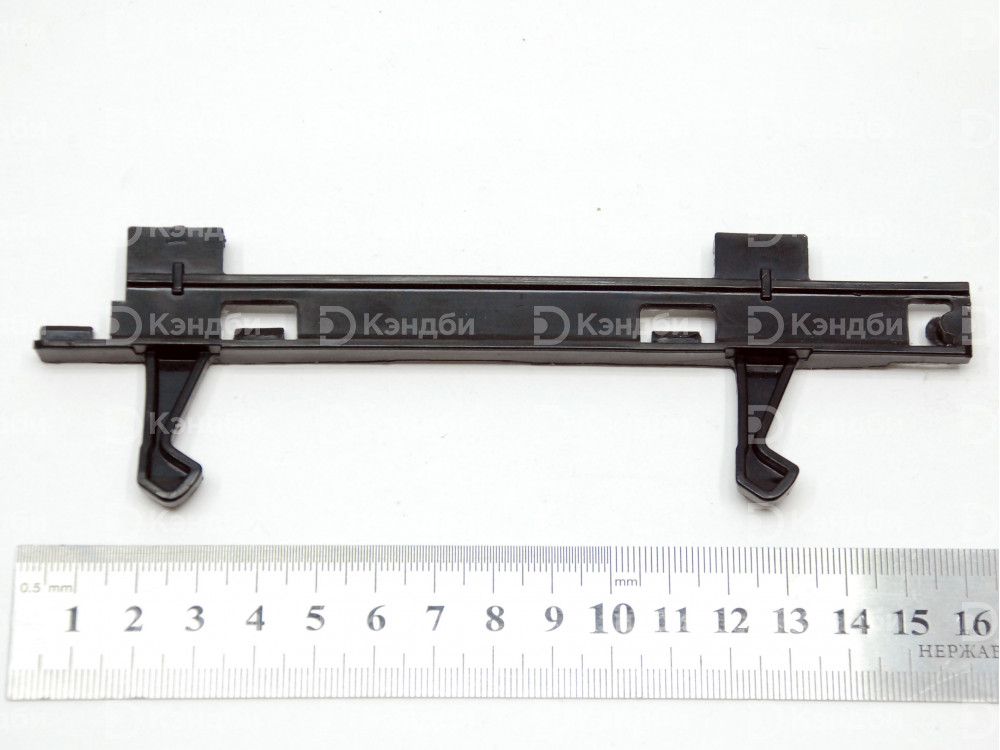 Защелка микроволновой печи. Защелка дверцы микроволновки. Защелка двери для микроволновой печи Whirlpool ikea 482000015517. Защелка двери микроволновой печи. Защелка для микроволновки VR.